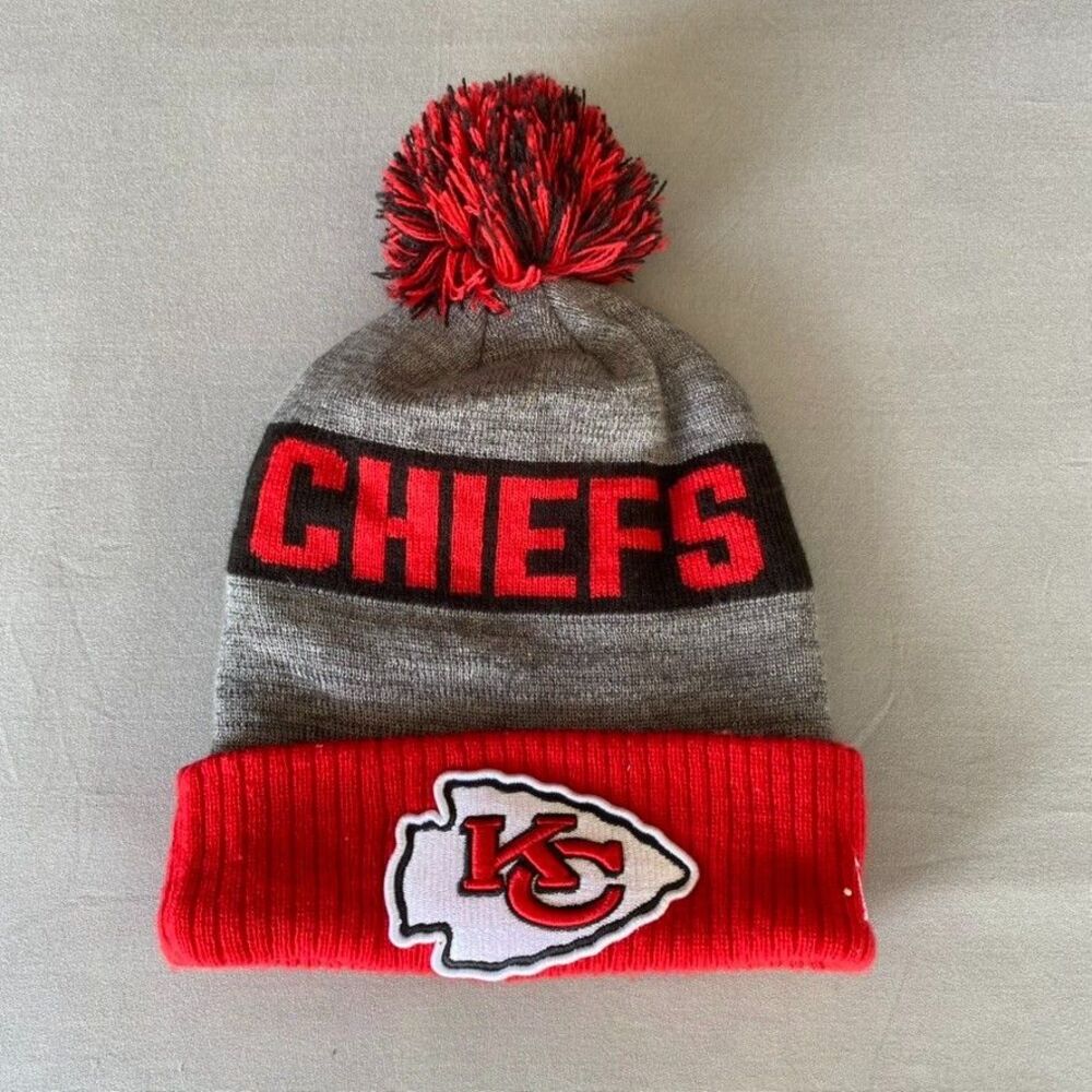 New Era Kansas City Chiefs NFL Knit Beanie Pom Pom Hat Gray Red One Size
